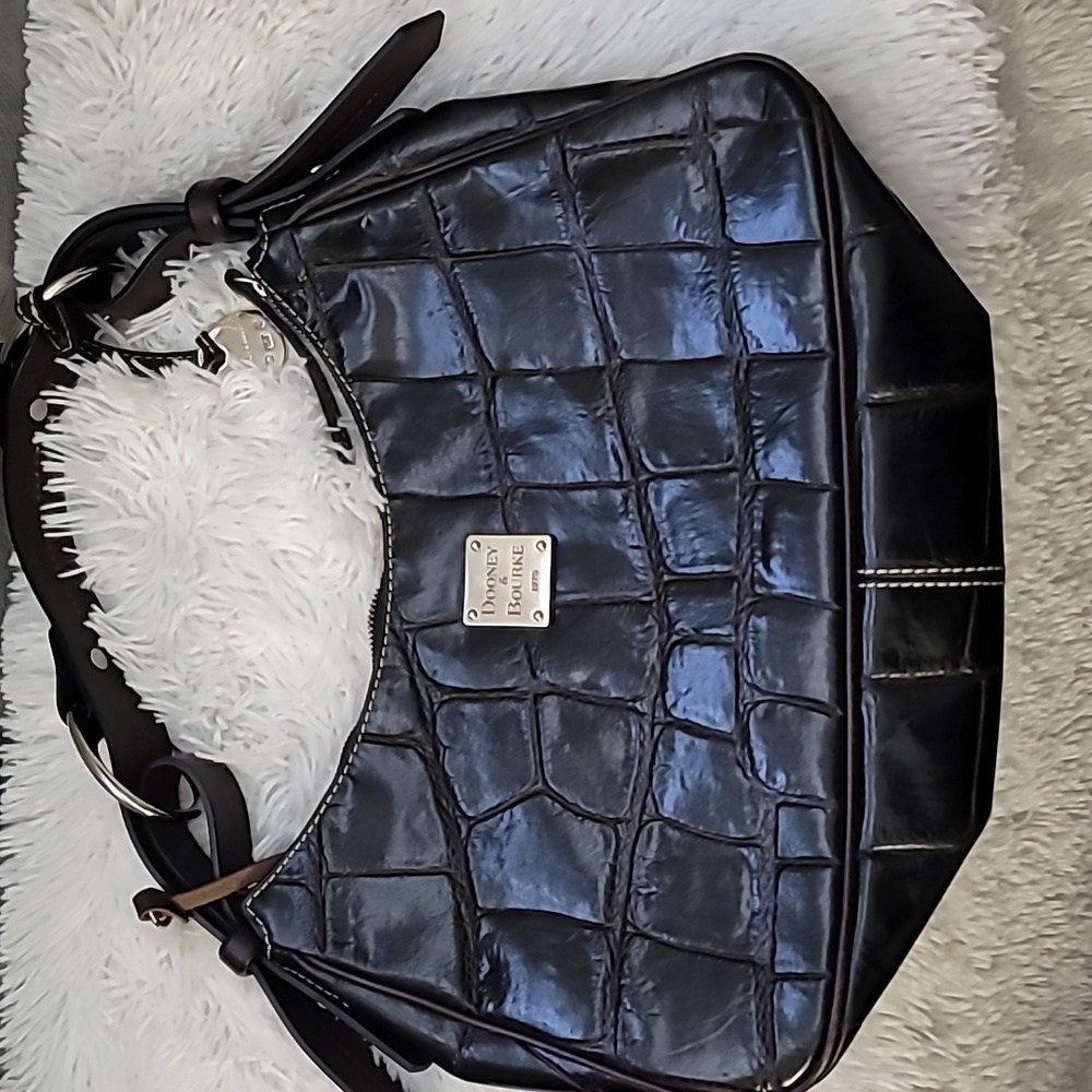 Dooney and bourke bag